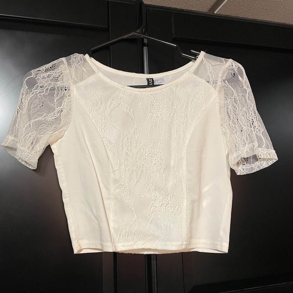 H&M Cropped Top - Picture 1 of 3